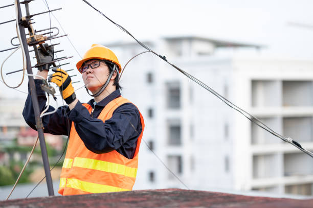 Un antenniste installe, règle et entretient des systèmes de réception. En effet, il intervient souvent pour les antennes
